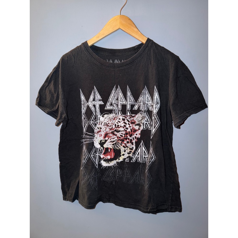 Def Leppard Graphic T-Shirt Mens Large‎ Black Leopard Band Tee 2022 Rock Music